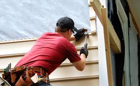 Best Vinyl Siding Installation  in Marengo, IA